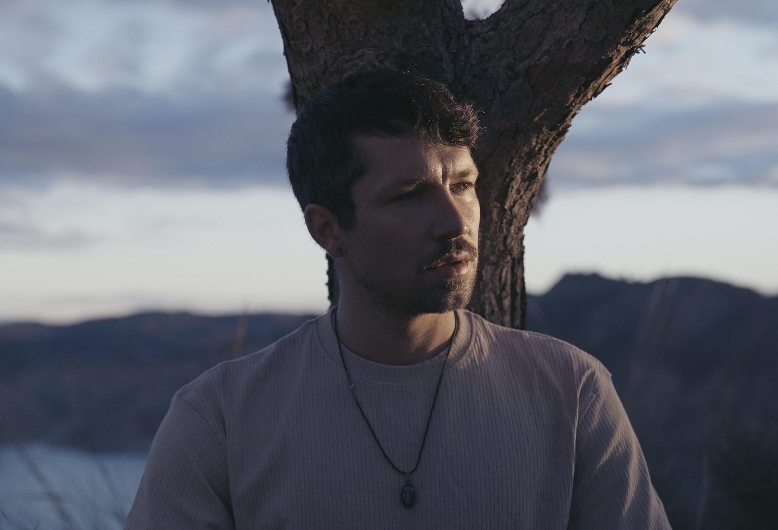 Interview: Felix Raphael on his New Album 'DO YOU': Mental Health ...